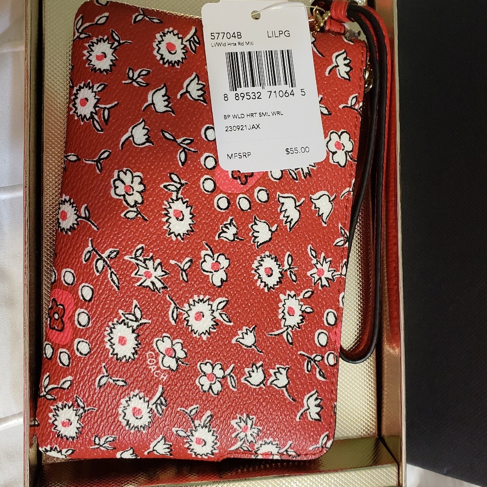 NWT New in Box COACH red flower wristlet - Picture 3 of 4
